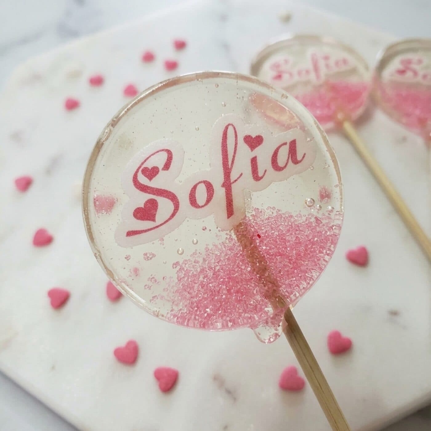 Pirulito de festa com o nome da criança impresso — JUST! Amor e Sabor